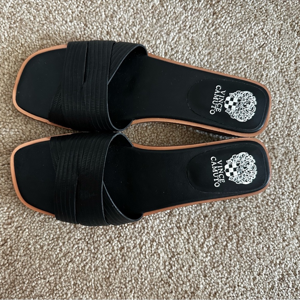 Vince Camuto black slide sandals size 8.5